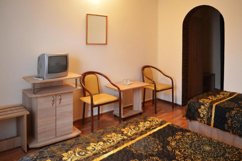 Отель Hotel Orizont Suceava Сучава-46