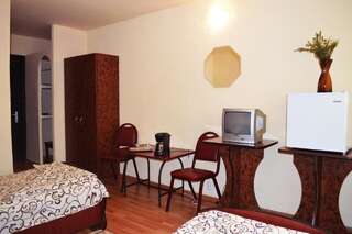 Отель Hotel Orizont Suceava Сучава Двухместный номер с 2 отдельными кроватями-12